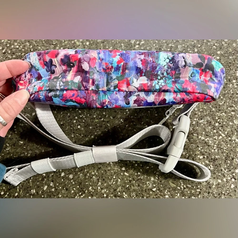 NEW Lululemon Flower Glide Multi Everywhere Belt Bag 1L Travel Crossbody Gym